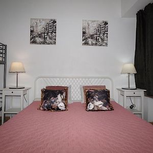 Brial apartment 2 bedrooms, lift,